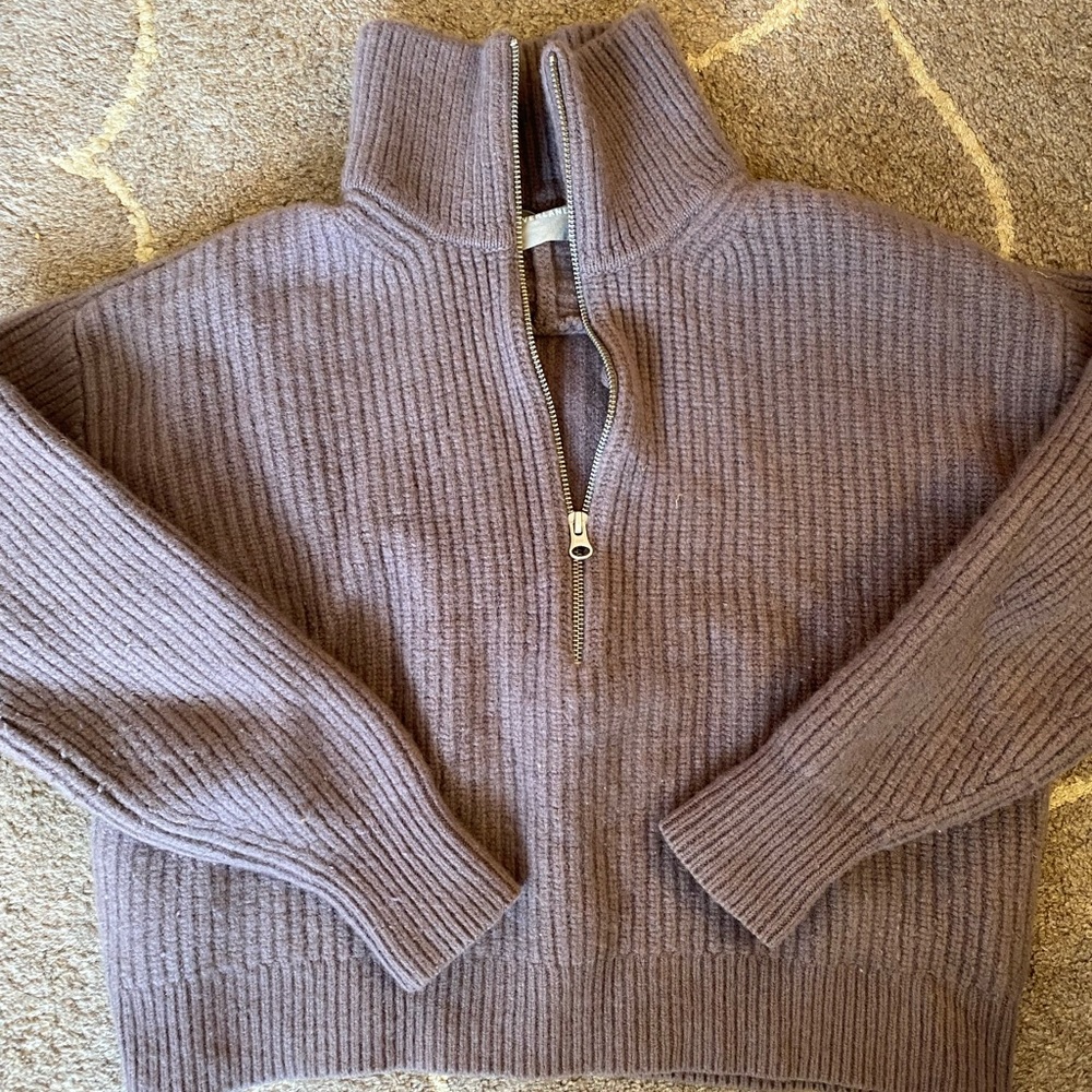 Everlane knit pullover sweater